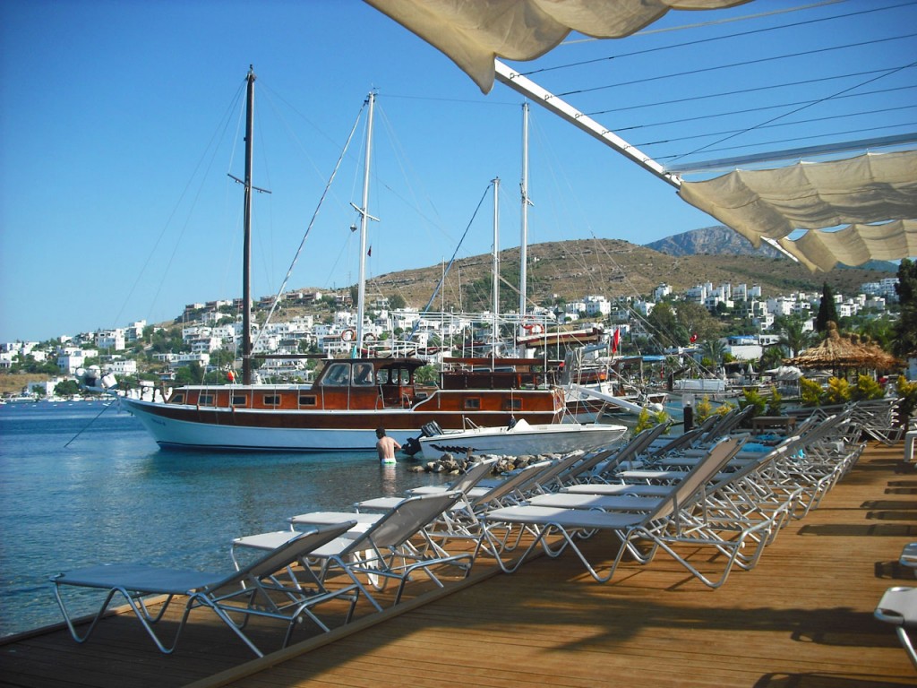 Golturkbuku Beach with its luxury yachts, beach clubs and bars