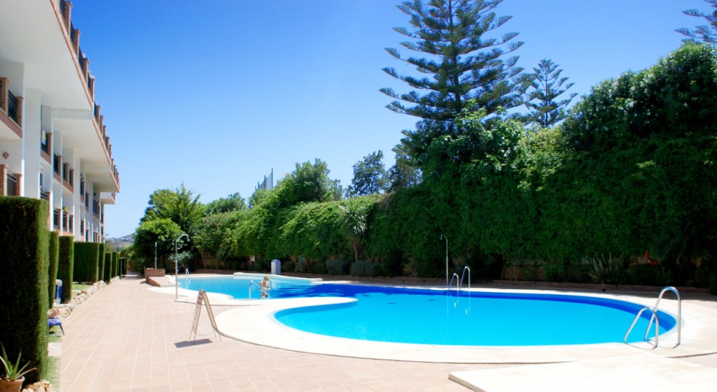 Mijas Golf Apartments are perfect for smaller budgets, benefit from the huge communal pool