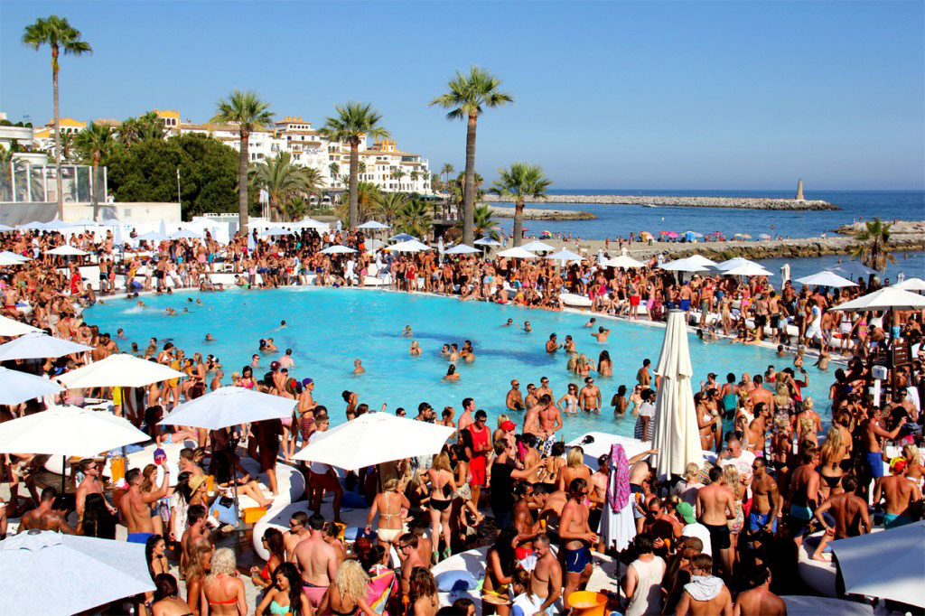 Try the Summer 'Champagne Parties' at the Ocean Beach Club